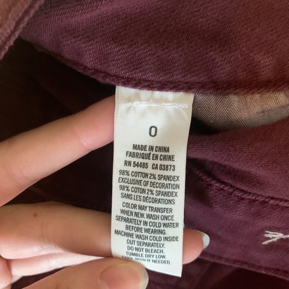 American Eagle maroon jean shorts - Picture 3 of 3